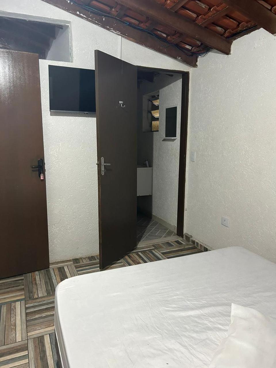 Oasis Hostel E Pousada Itanhaem Luaran gambar